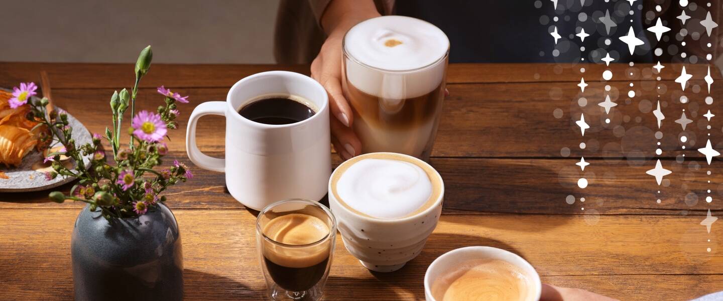 verschiedene zubereitete Kaffeespezialitäten von Tchibo